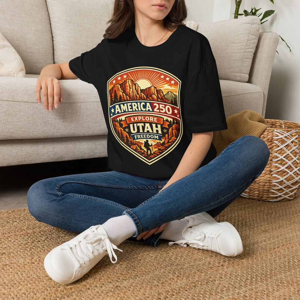 America 250 T-Shirt Utah Explore Freedom Vintage National Park Badge