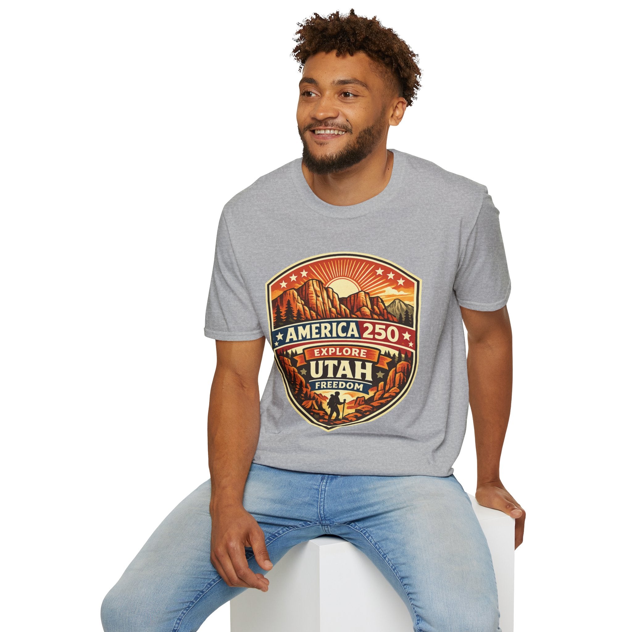 America 250 T-Shirt Utah Explore Freedom Vintage National Park Badge
