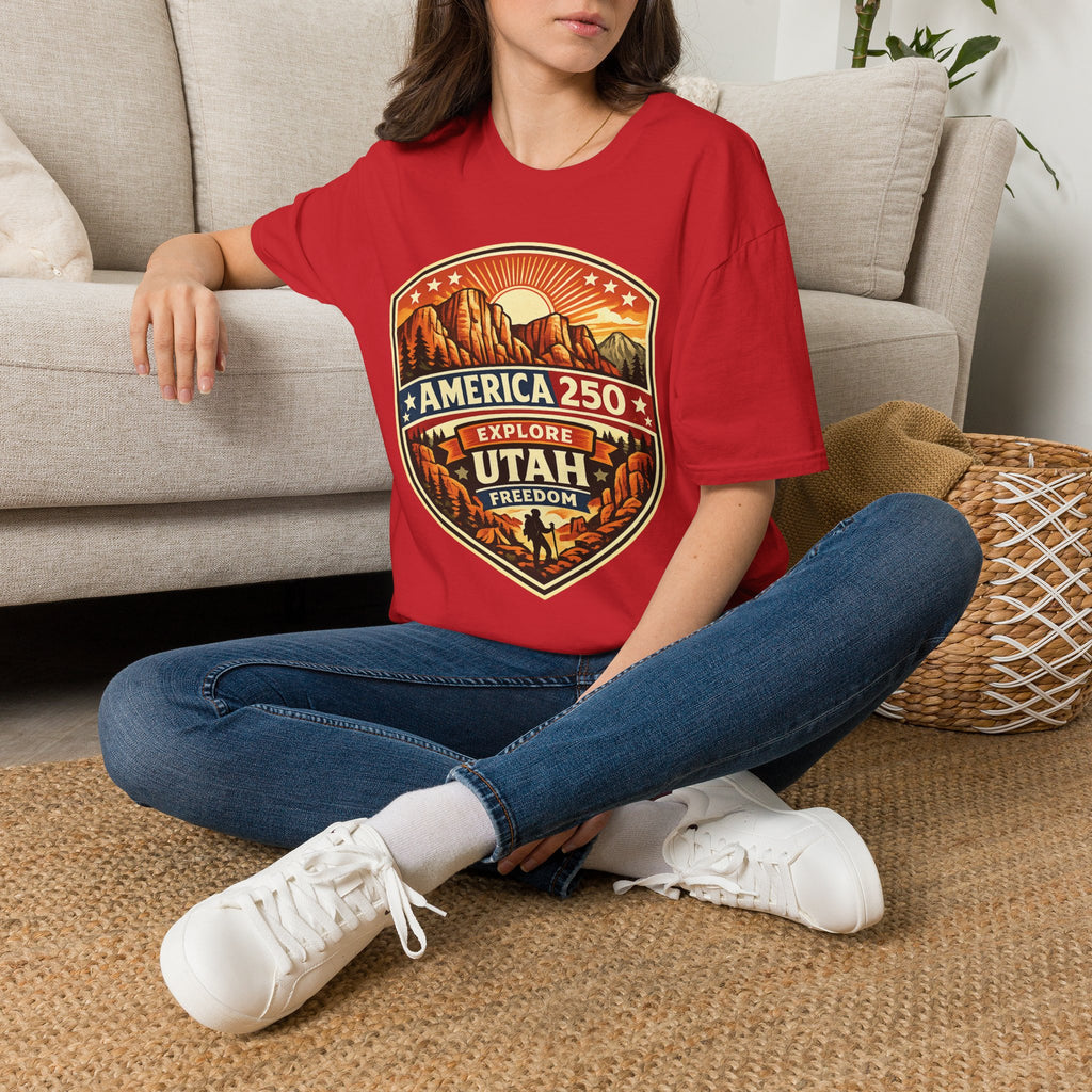 America 250 T-Shirt Utah Explore Freedom Vintage National Park Badge